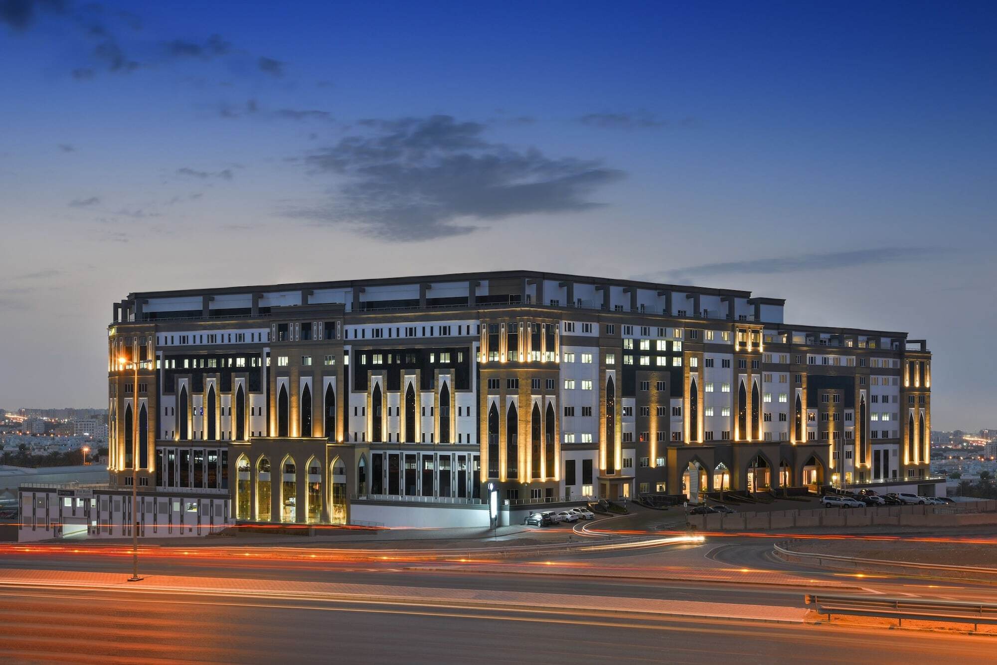 Fraser Suites Maskat Exterior foto The Ritz-Carlton, Bahrain